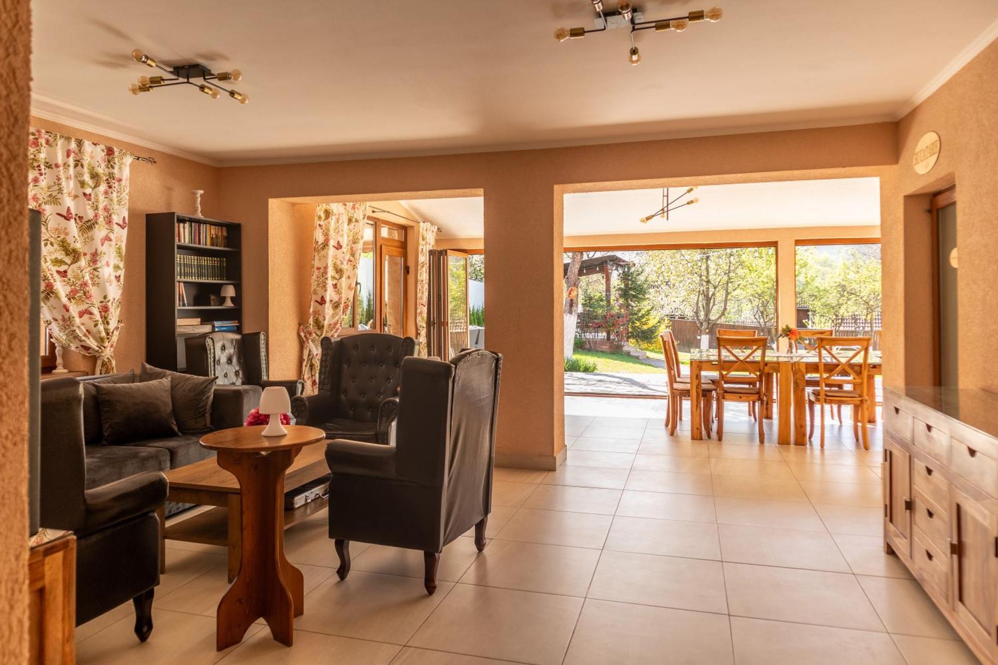Vila Crisalia Sibiel -Sibiu (Adults Only) Hotel Luaran gambar
