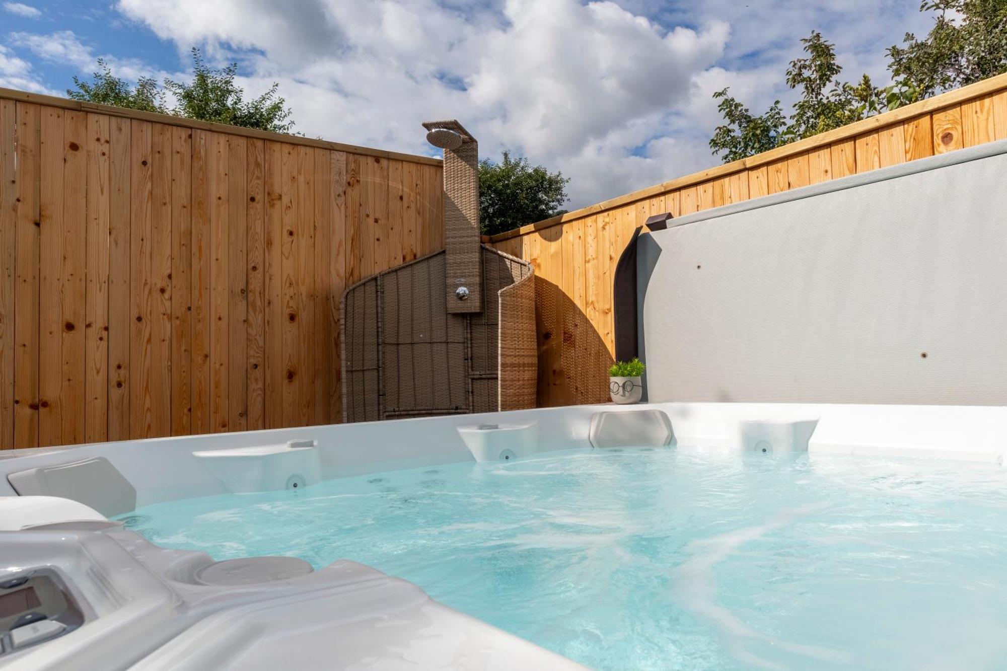 Vila Crisalia Sibiel -Sibiu (Adults Only) Hotel Luaran gambar
