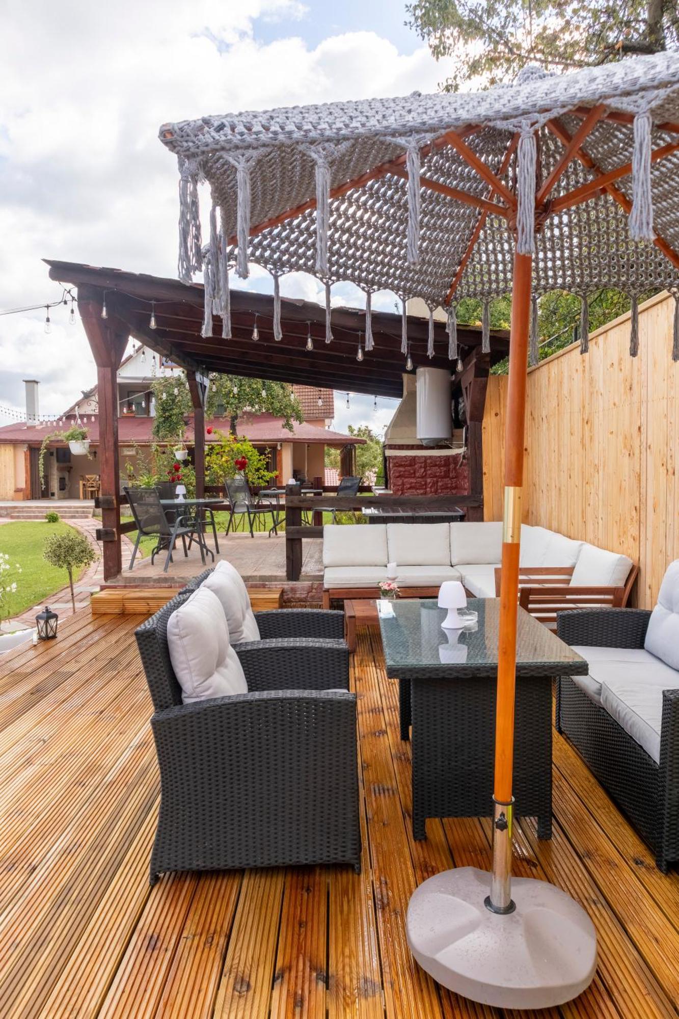 Vila Crisalia Sibiel -Sibiu (Adults Only) Hotel Luaran gambar
